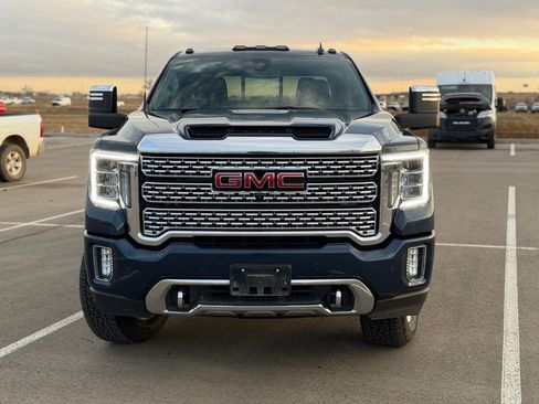 Certified 2023 GMC Sierra 2500 Denali image 2