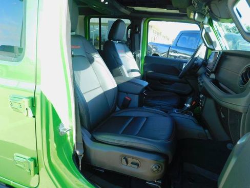 Used 2026 Jeep Wrangler Unlimited Rubicon w/ Safety Group AWD/4WD image 5