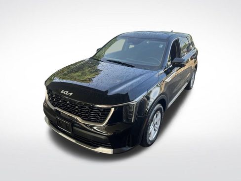 Used 2025 Kia Sorento LX FWD image 34