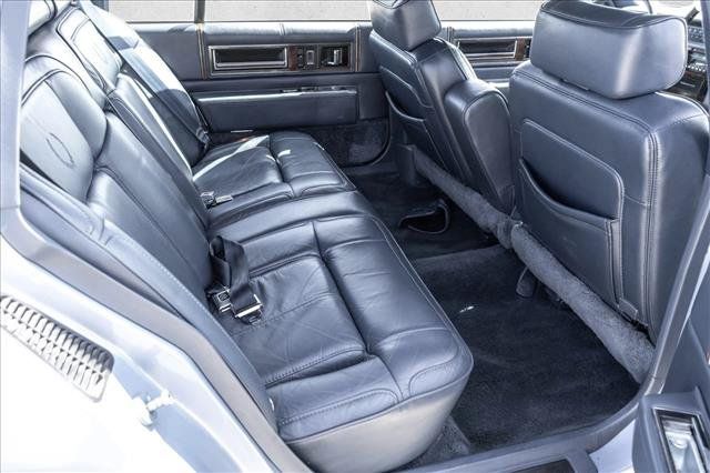 Used 1989 Cadillac De Ville Sedan FWD image 18