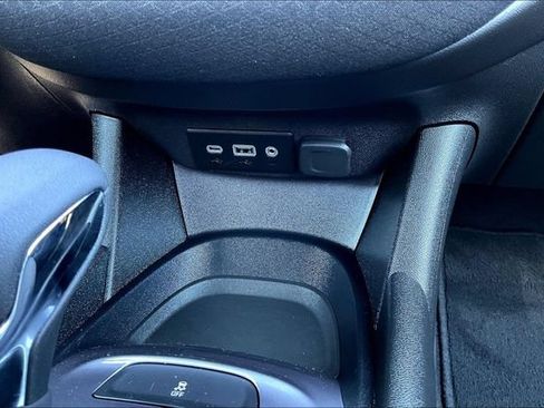 Used 2022 Chevrolet Malibu LS FWD image 14
