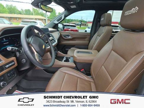 Used 2023 Chevrolet Suburban High Country w/ Max Trailering Package AWD/4WD image 15