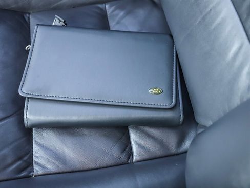 Used 2002 Land Rover Range Rover HSE image 38