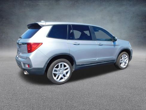 Used 2025 Honda Passport EX-L image 3