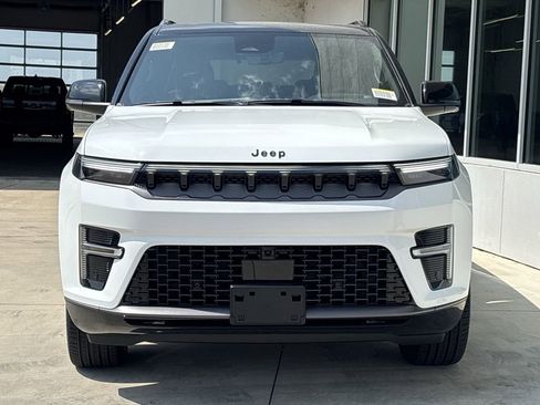 New 2026 Jeep Grand Wagoneer Summit AWD/4WD image 7