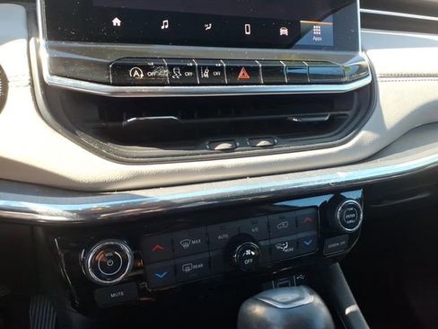 Used 2022 Jeep Compass Limited AWD/4WD image 16