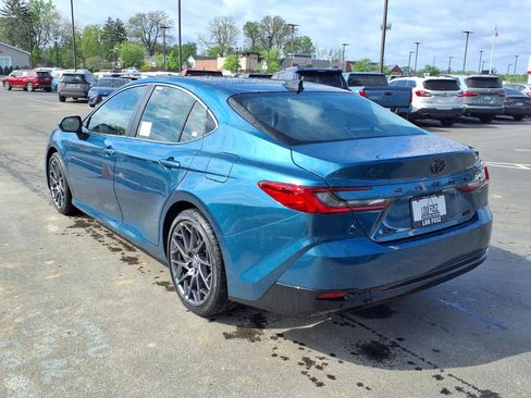New 2026 Toyota Camry XLE FWD image 28