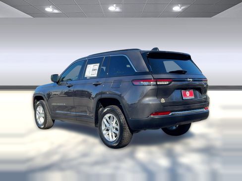 New 2025 Jeep Grand Cherokee Laredo X image 3