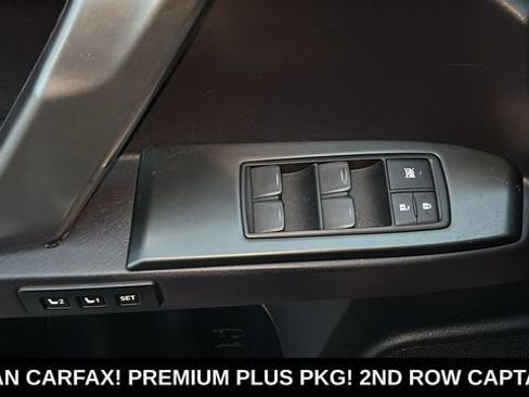 Used 2023 Lexus GX 460 Premium w/ Accessory Package AWD/4WD image 12
