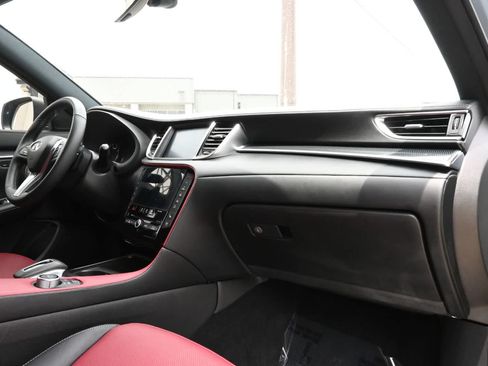 Certified 2025 INFINITI QX50 Sport AWD/4WD image 21