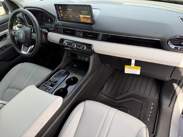 New 2026 Honda Pilot Elite image 8