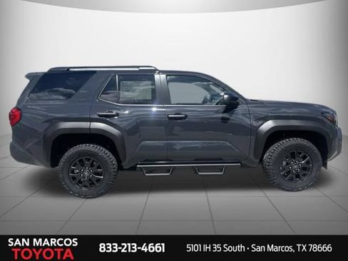 New 2026 Toyota 4Runner SR5 AWD/4WD image 7
