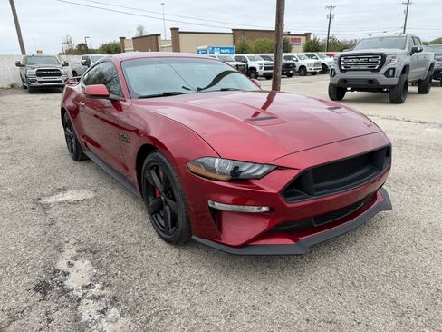 Used 2018 Ford Mustang GT Premium w/ GT Performance Package image 9