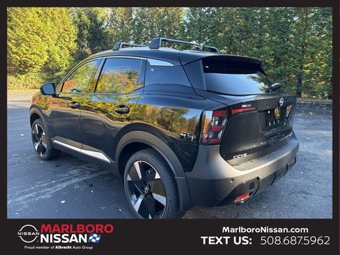 New 2026 Nissan Kicks SR w/ SR Premium Package image 5