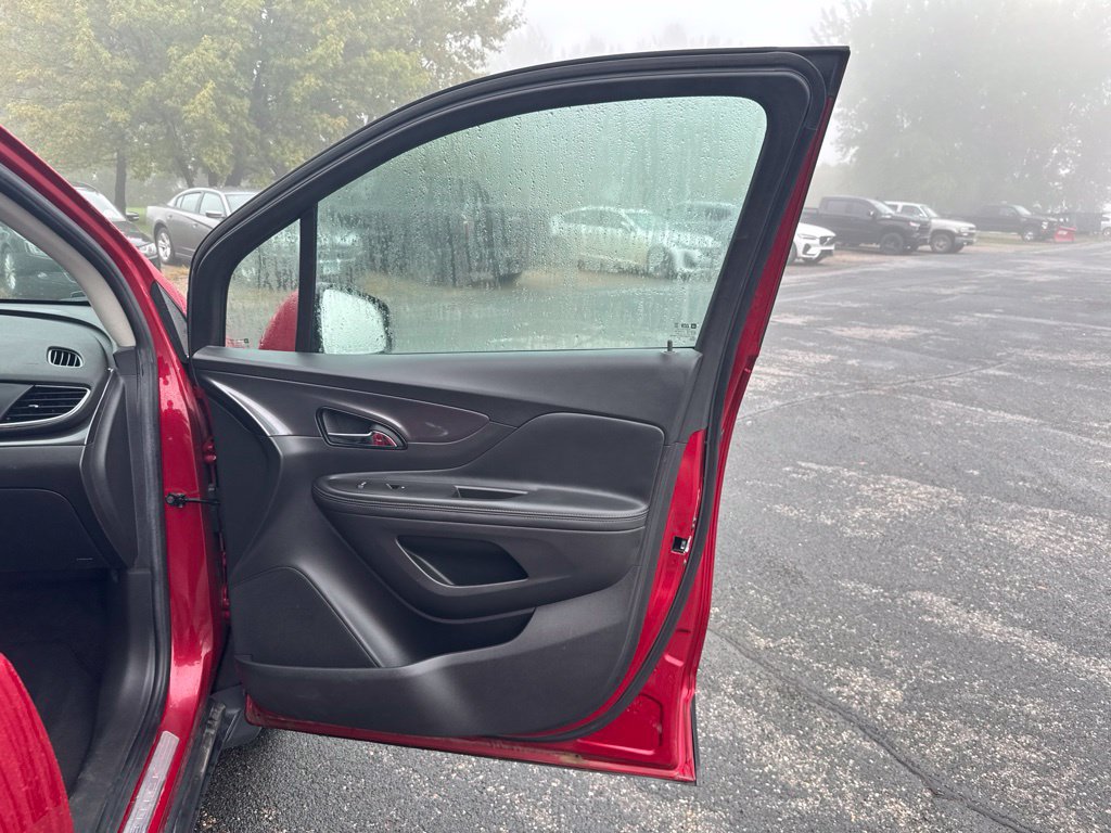 Used 2019 Buick Encore Sport Touring w/ Safety Package AWD/4WD image 41
