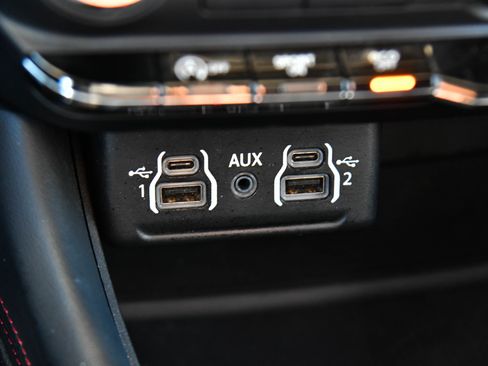 Used 2024 Dodge Durango GT image 29