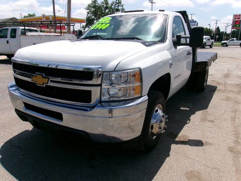 Used 2013 Chevrolet Silverado 3500 W/T w/ Snow Plow Prep Package AWD/4WD image 2