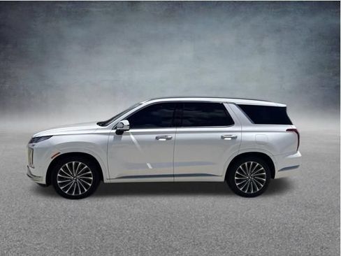 Used 2023 Hyundai Palisade Calligraphy FWD image 5