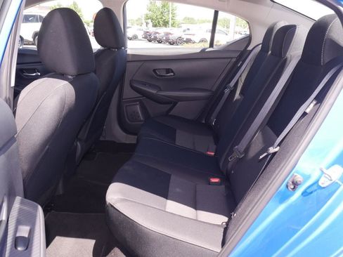 Used 2025 Nissan Sentra SV FWD image 24