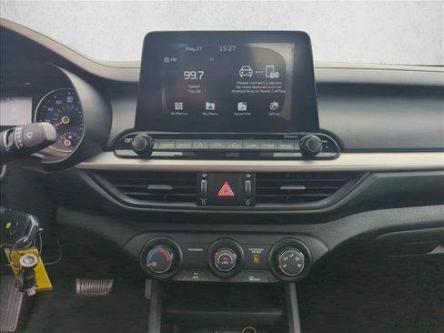Used 2020 Kia Forte LXS FWD image 15