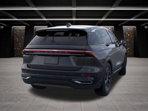 New 2026 Lincoln Nautilus Premier AWD/4WD image 8