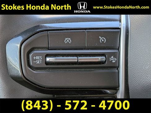 Used 2024 Chevrolet Colorado ZR2 w/ ZR2 Convenience Package III AWD/4WD image 28