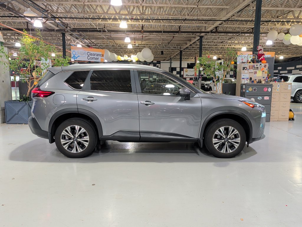 Used 2023 Nissan Rogue SV w/ SV Premium B Package AWD/4WD image 8