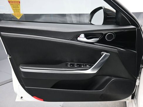 Used 2021 Kia Stinger GT-Line image 9