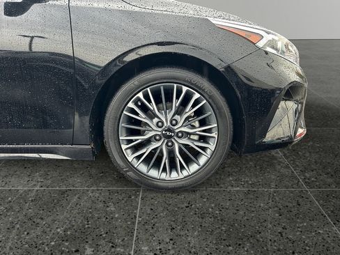 Used 2024 Kia Forte GT-Line w/ GT-Line Premium Package image 9