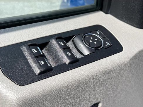 Used 2019 Ford F150 XLT AWD/4WD image 20