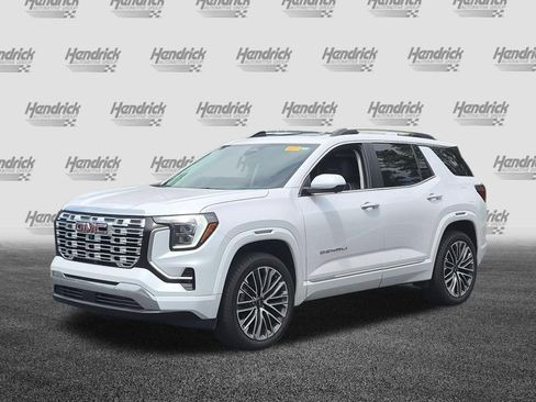 Used 2026 GMC Terrain Denali w/ LPO, Floor Liner Package AWD/4WD image 5