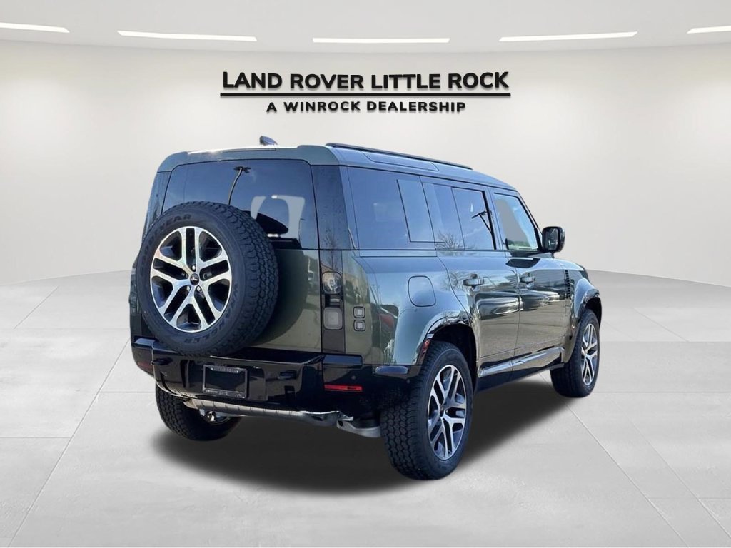 Used 2026 Land Rover Defender 110 X-Dynamic SE AWD/4WD image 2