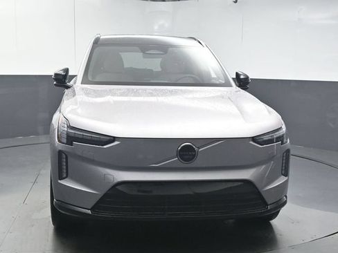 Used 2026 Volvo EX90 Plus RWD image 3
