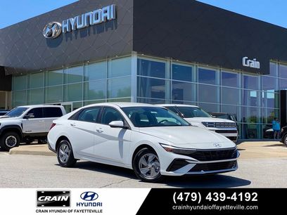 New 2026 Hyundai Elantra SE w/ Cargo Package