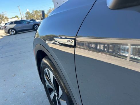 Used 2023 Volkswagen ID.4 Pro image 28