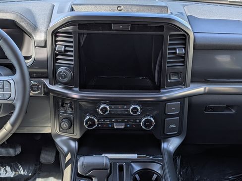 New 2025 Ford F150 Lariat w/ Equipment Group 501A Mid image 39