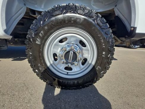 Used 2024 Ford F250 XL w/ XL Chrome Package AWD/4WD image 26