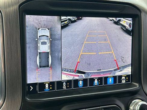 Used 2023 GMC Sierra 3500 Denali w/ Denali Ultimate Package image 19