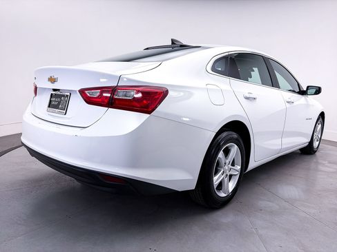 Used 2024 Chevrolet Malibu LS FWD image 15