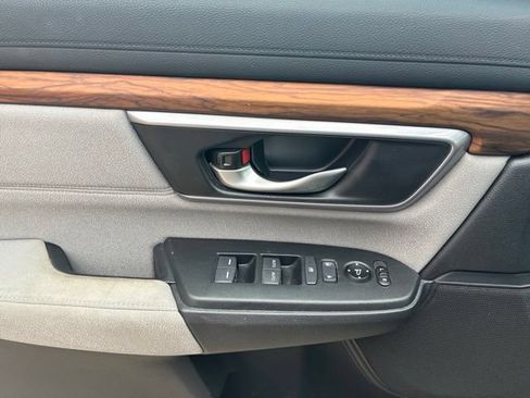 Used 2017 Honda CR-V EX image 20