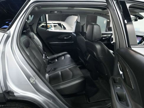 Used 2023 GMC Terrain SLT w/ Tech Package AWD/4WD image 33