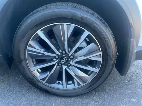 Certified 2026 INFINITI QX60 Luxe w/ Cargo Package AWD/4WD image 21