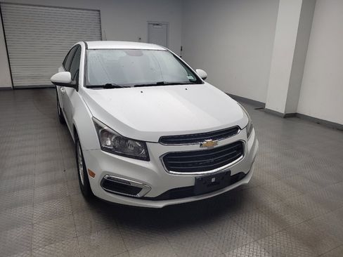 Used 2016 Chevrolet Cruze LT FWD image 14