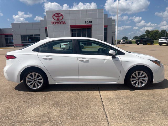 Certified 2026 Toyota Corolla LE w/ LE Premium Package FWD image 2