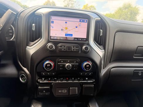 Used 2020 Chevrolet Silverado 2500 LTZ w/ Technology Package AWD/4WD image 24