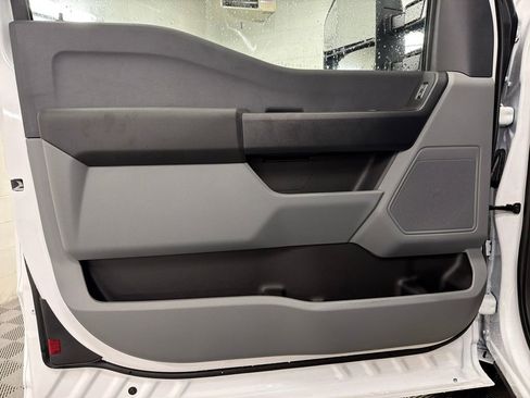 New 2026 Ford F250 XL w/ XL Chrome Package image 15