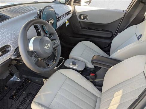 New 2026 MINI Cooper 4-Door Hardtop image 3