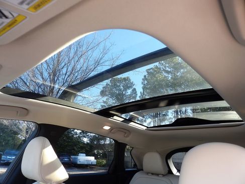 Used 2020 INFINITI QX50 Luxe w/ Navigation Package image 14