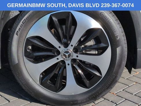 Used 2025 Mercedes-Benz GLA 250 image 12