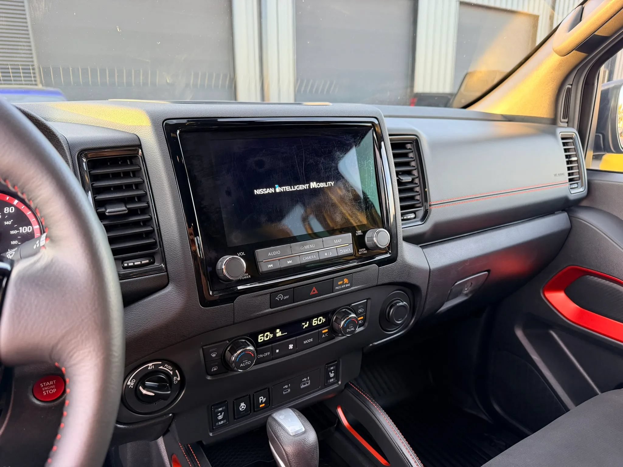 Used 2024 Nissan Frontier PRO-4X w/ Pro Convenience Package AWD/4WD image 13